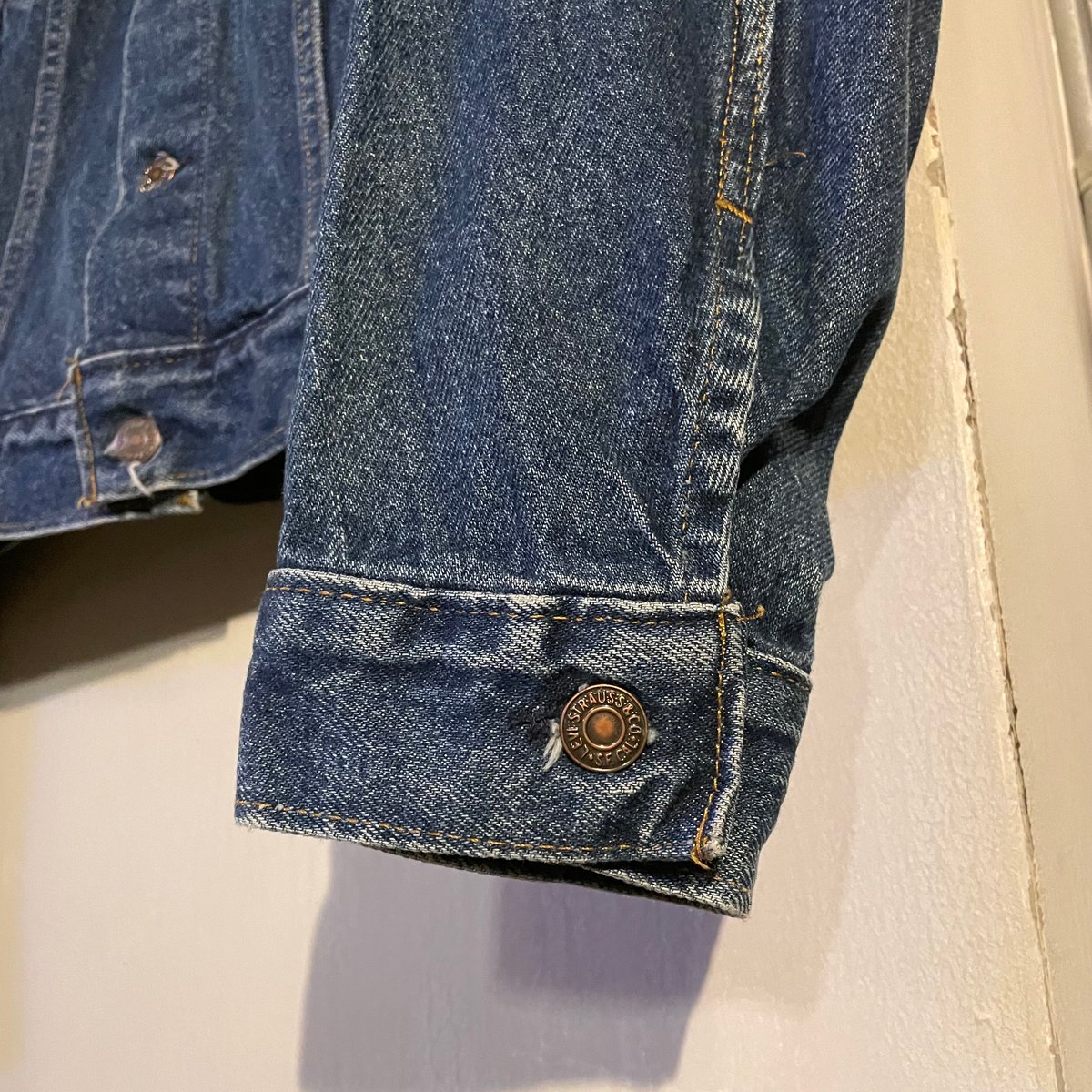 80s Levi's 71506 0216 デニムジャケット USA製 Size42 ロング丈 80s Levi's 71506 0216 デニムジャケット USA製 Size42 ロング丈