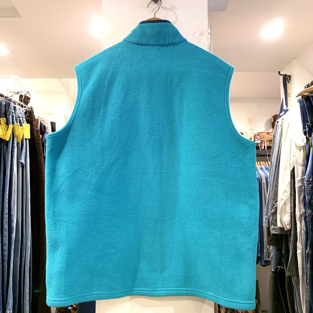 patagonia カーステンス フリースベスト エメラルドグリーン