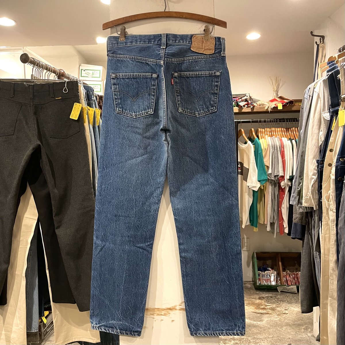 Levi's 501 80年代 リーバイス501 内股シングル 黒カンヌキ 脇割 裾裏