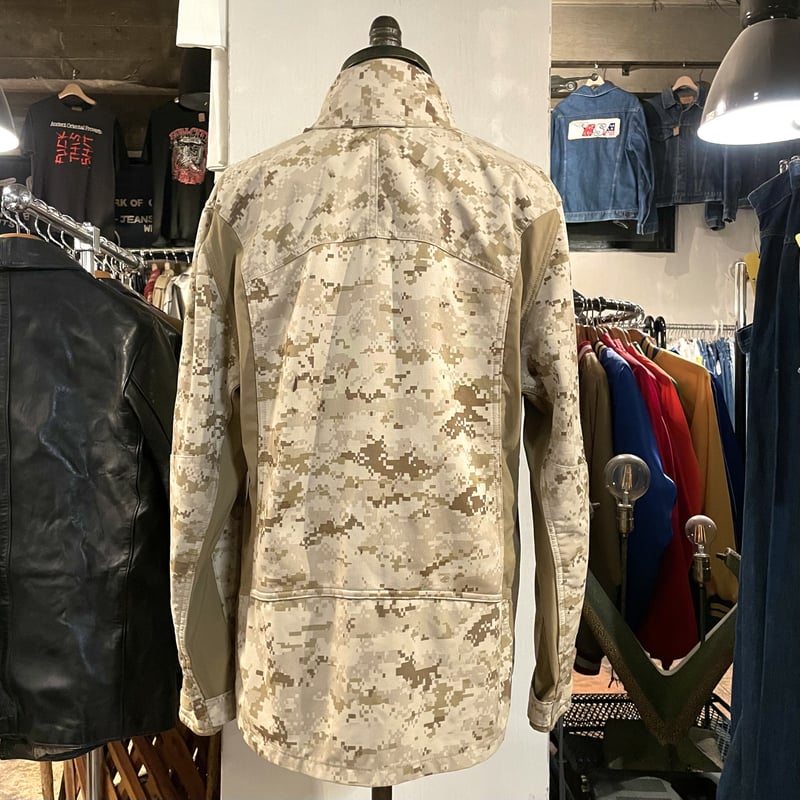 USMC COMBAT DESERT JACKET ソフトシェルジャケット DESERT MA