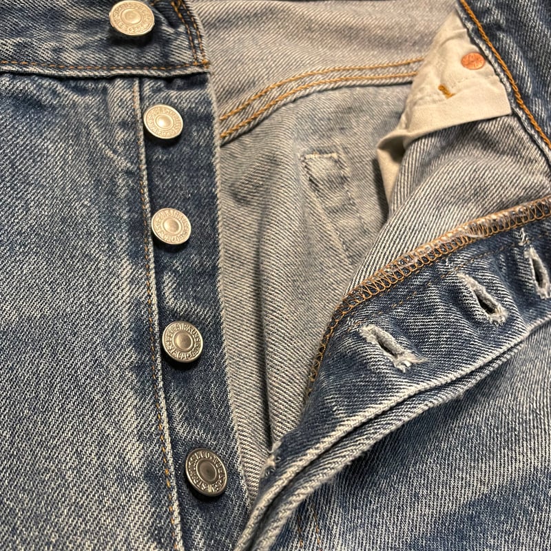希少！Levi's 501XX ダメージリペア w35 コロンビア製689ボタン 希少！Levi's 501XX ダメージリペア w35 コロンビア製689ボタン