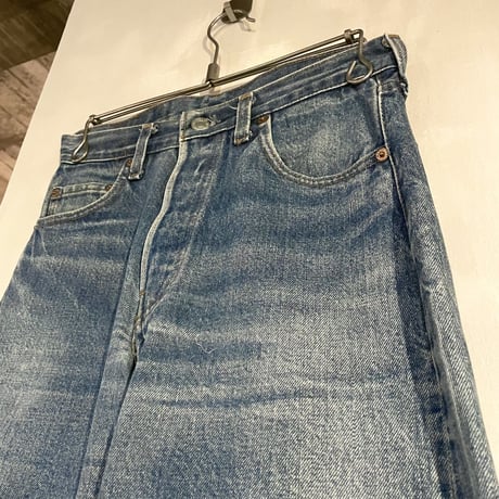 80s　Levi’s 501　赤耳　ボタン裏524　デニムパンツ　リーバイス　USA製　1982年　(S1780)