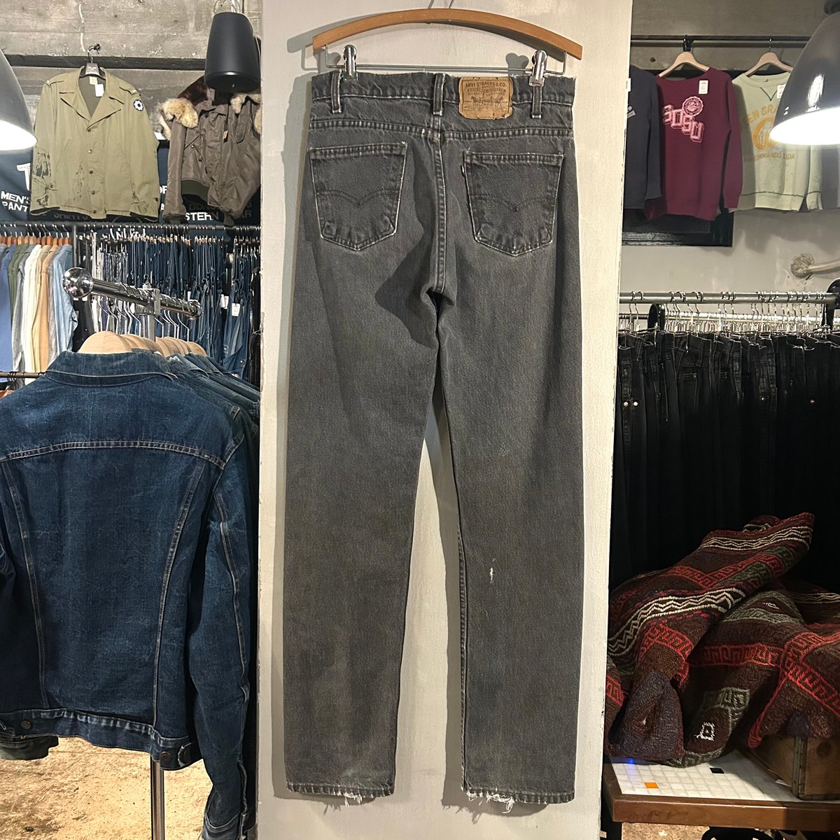 90s Avirex W40 先染め フェードブラック デニム バギーパンツ LEATHER PATCH DENIM PANTS | AVIREX（アヴィレックス