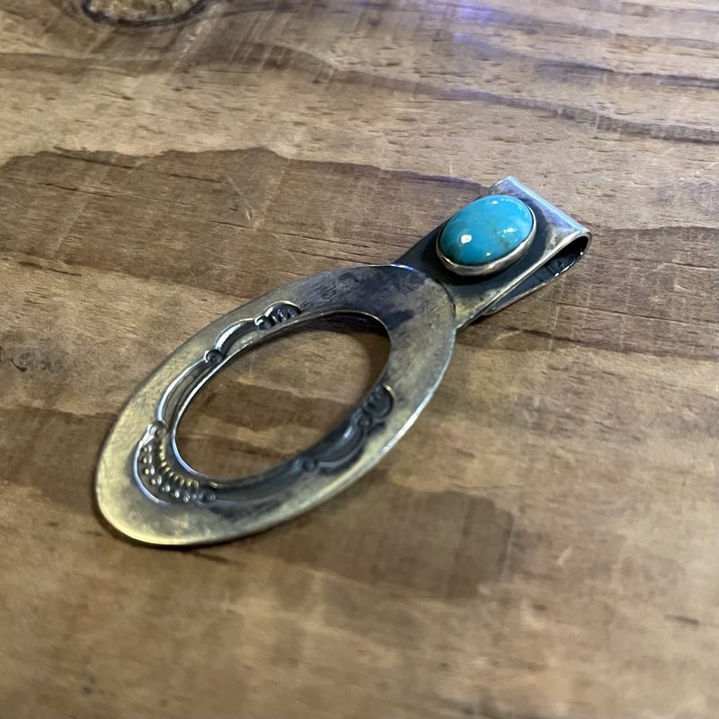 Shade Keeper Pendant Made by Red Rabit Trading
