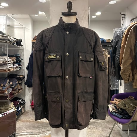 ベルスタッフ | STORES