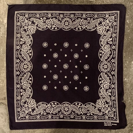 Bandana　ヴィンテージバンダナ　黒　USA製　193