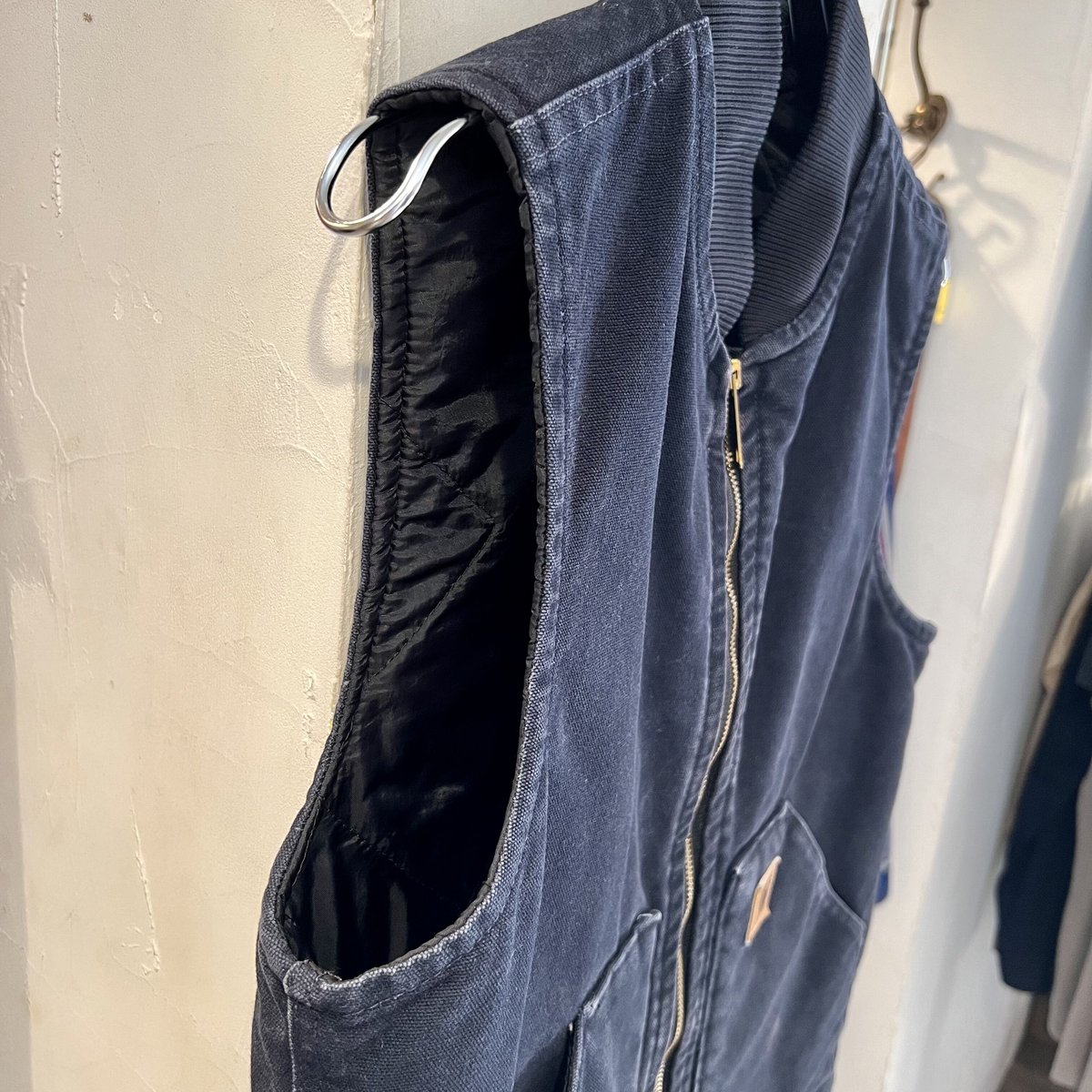 Carhartt ダック地ベスト キルティングライナー ネイビー Carhartt ダック地ベスト キルティングライナー ネイビー