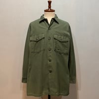 60s　US MILITARY　ユーティリティシャツ　Size 16½　シャツ袖　OG 107 COTTON SATEEN　ミリタリーシャツ　1968年　(S5146)