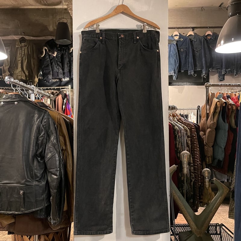 90s Wrangler 13MWZWK 後染め ブラックデニムパンツ 34×33½ USA製 90s Wrangler 13MWZWK 後染め ブラックデニムパンツ 34×33½ USA製