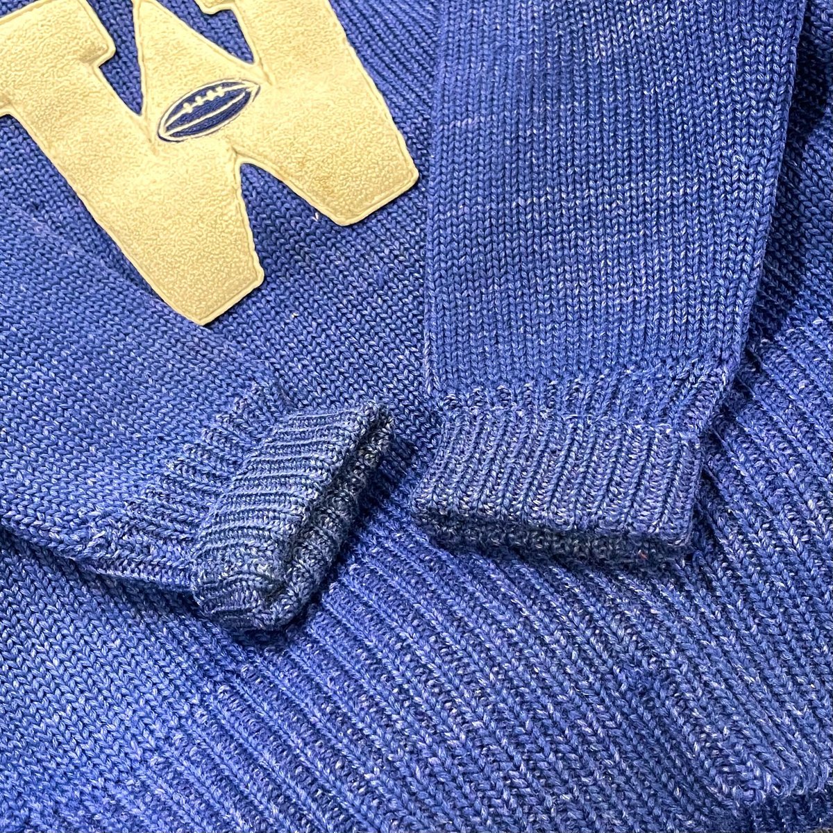 THE STANDARD PENNANT Vintage Lettered Sweater 