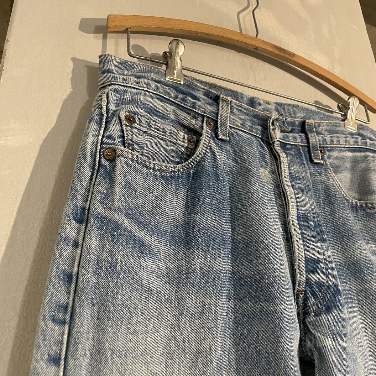 80s Levi's 501 デニムパンツ 31×31½ 黒カン 内股シングル 裾 80s Levi's 501 デニムパンツ 31×31½ 黒カン 内股シングル 裾