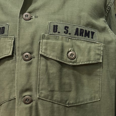 60s　US ARMY　ユーティリティシャツ　Size 16½位　シャツ袖　OG 107 COTTON SATEEN　ミリタリーシャツ　1966年　(S5359)