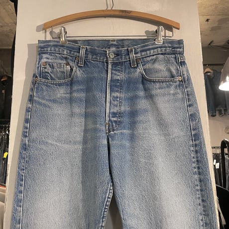 80s　Levi's 501　リーバイス　32×32　デニムパンツ　USA製　ボタン裏525　(S3805)