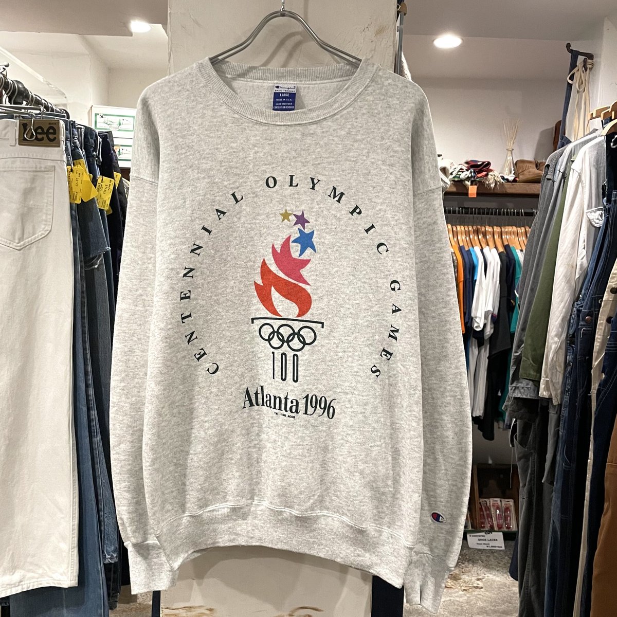 90s Champion ヴィンテージスウェットシャツ USA製 アトランタ 90s Champion ヴィンテージスウェットシャツ USA製 アトランタ