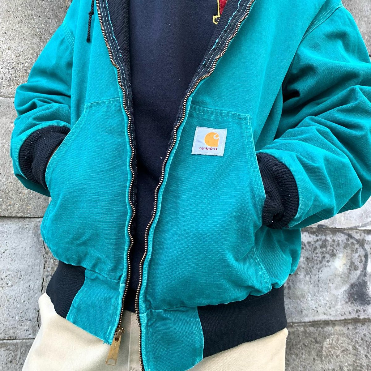 希少カラー カーハート  アクティブジャケット 青緑 2XL ターコイズ 美品