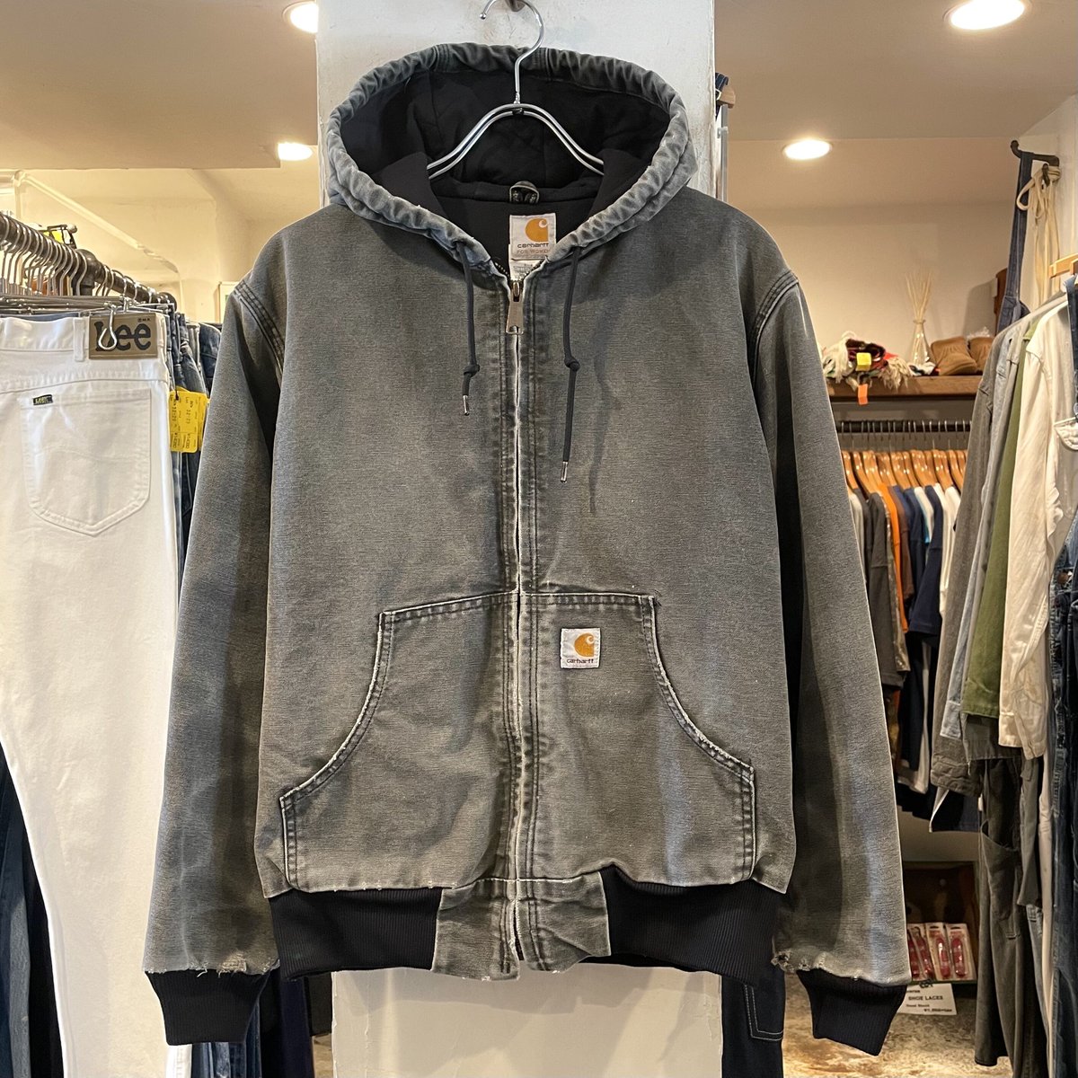 Carhartt アクティブジャケット ダック地 FOR WOMEN 雰囲気系 Carhartt アクティブジャケット ダック地 FOR WOMEN 雰囲気系