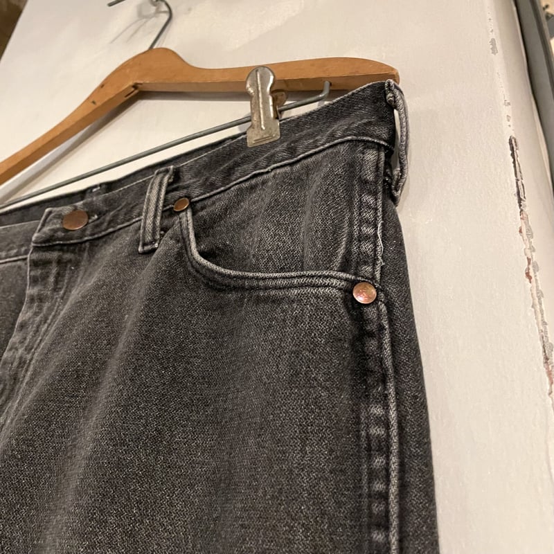 80s Wrangler 13MWZPB 先染め ブラックデニムパンツ 34×29 USA製 80s Wrangler 13MWZPB 先染め ブラックデニムパンツ 34×29 USA製