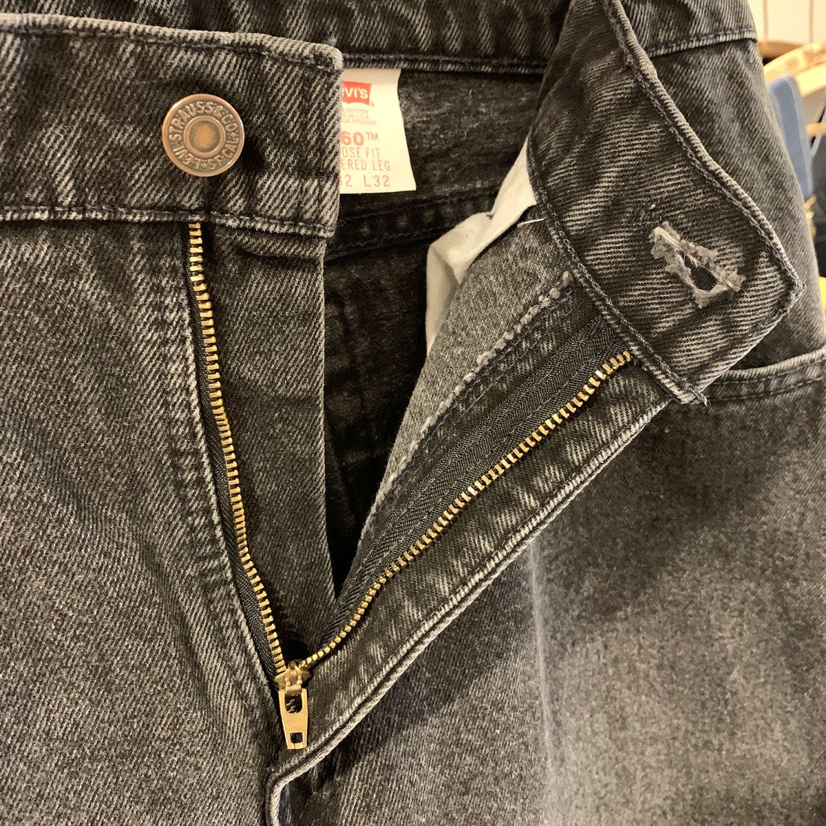 90s Levi's 560 後染めブラック テーパードシルエット USA製 ブラック