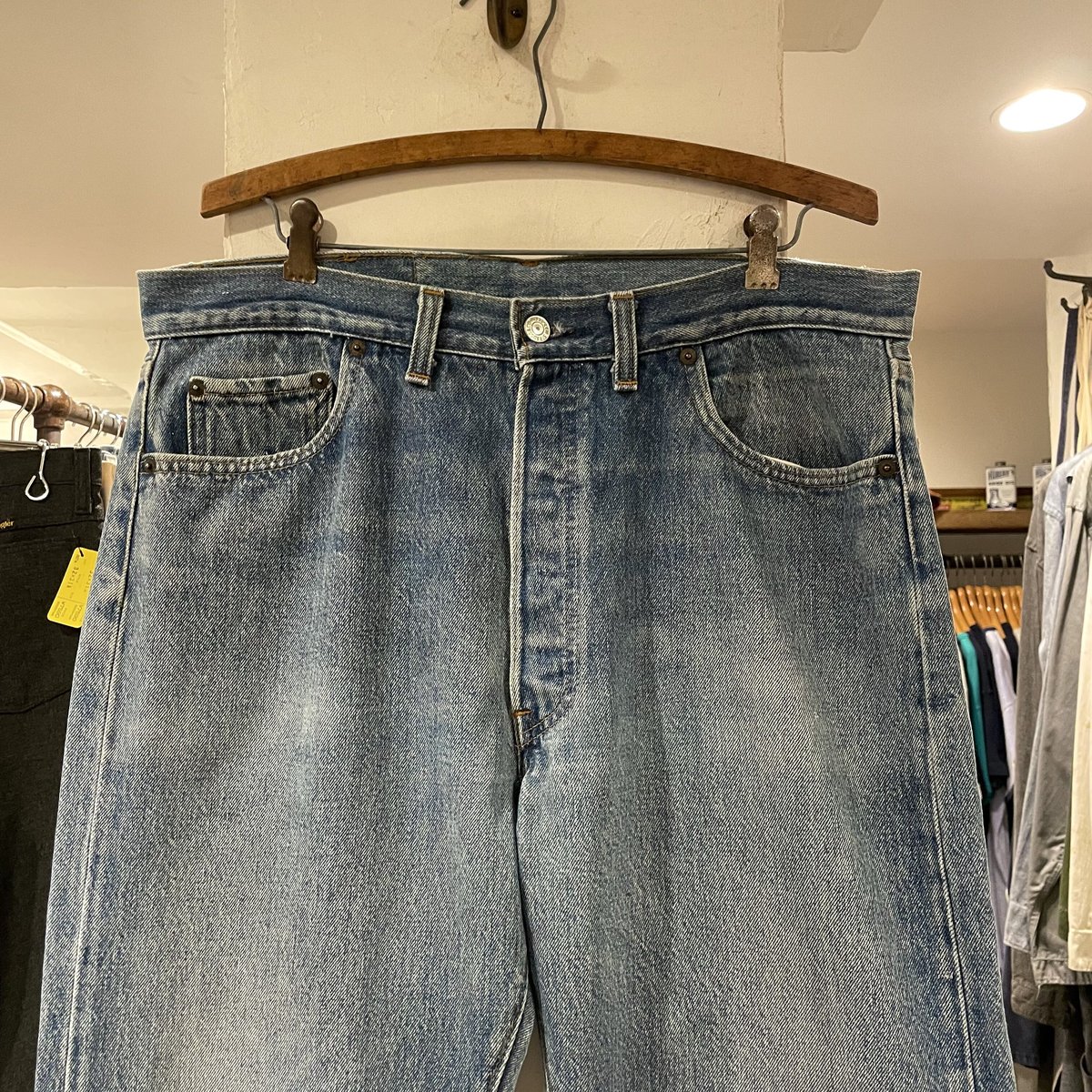 Levi's 501 80年代 リーバイス501 内股シングル 脇割 裾裏 Levi's 501 80年代 リーバイス501 内股シングル 脇割 裾裏