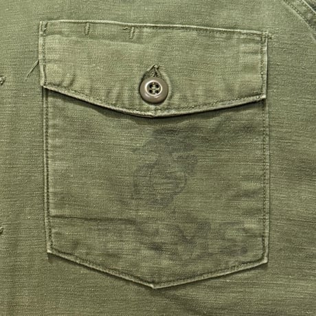 60s~　USMC　ユーティリティシャツ　Size 14½　シャツ袖　OG 107 COTTON SATEEN　ミリタリーシャツ　バックステンシル　(S5134)