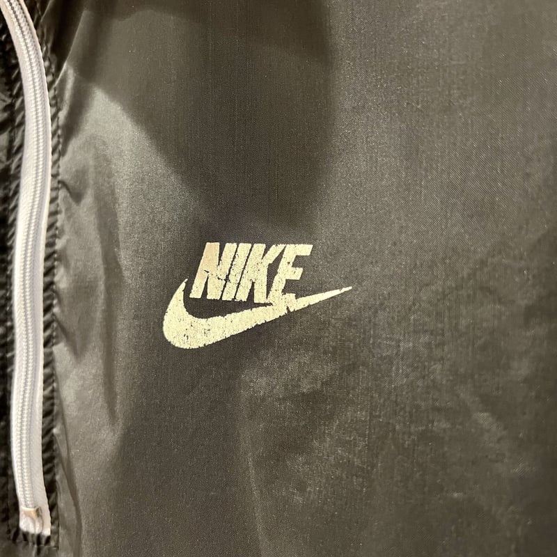 希少デザイン☆黒タグ ナイキ 両面刺繍 中綿 ナイロン切替 ジャケット L 最 安値 価格ファッション - 希少デザイン☆黒タグ ナイキ 両面刺繍