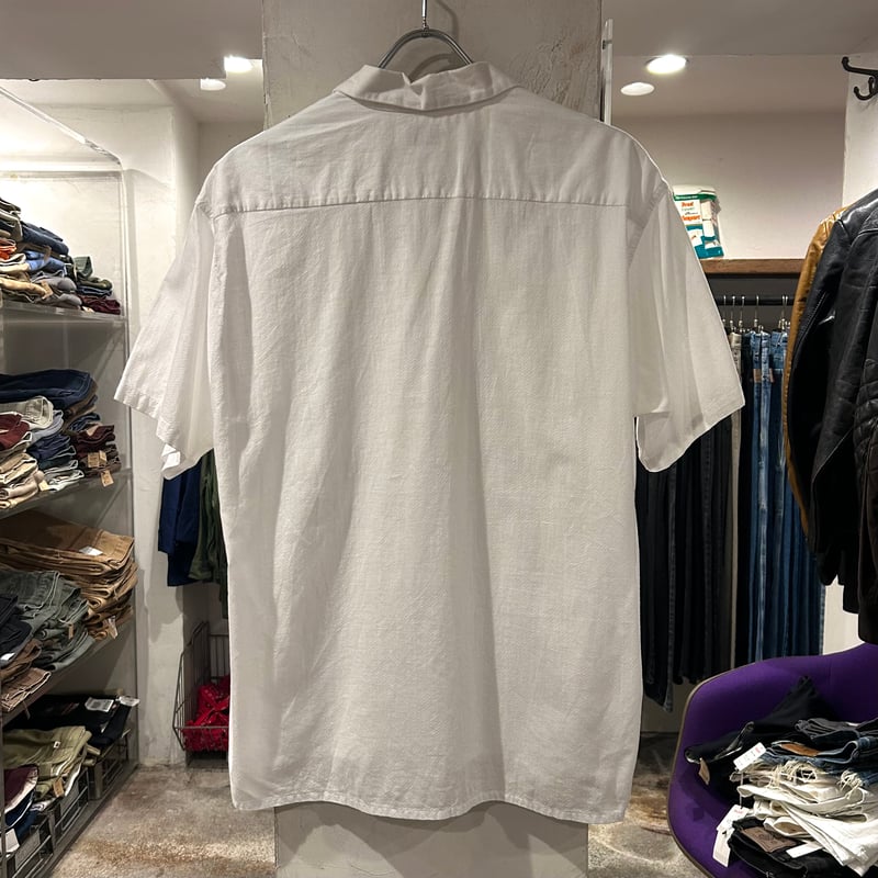 ダル クリーム色 半袖シャツ 抽象模様 24200円 ダル クリーム色 半袖シャツ 抽象模様 24200円 MEN Z fine
