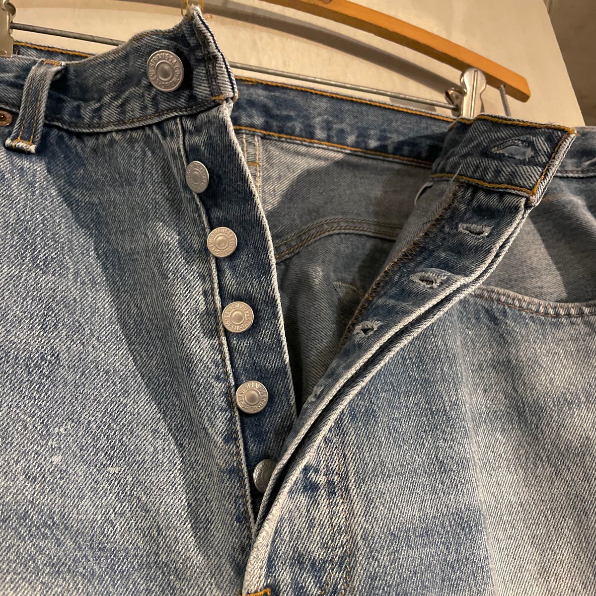90s Levi's 501 リーバイス デニムパンツ 36×29½ USA製 ボタン裏 90s Levi's 501 リーバイス デニムパンツ 36×29½ USA製 ボタン裏