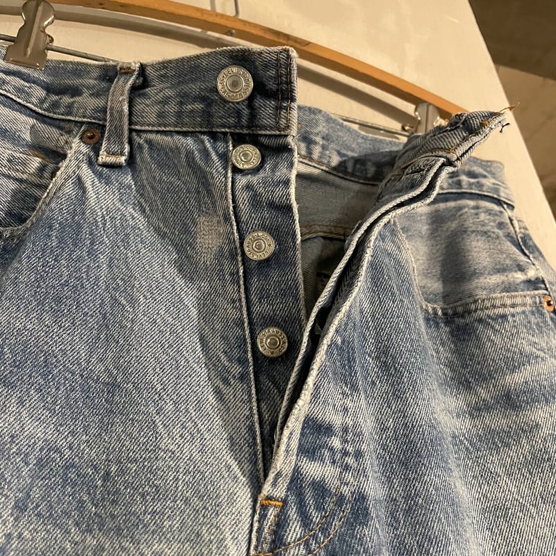 80s Levi's 501 デニムパンツ 31×31½ 黒カン 内股シングル 裾 80s Levi's 501 デニムパンツ 31×31½ 黒カン 内股シングル 裾