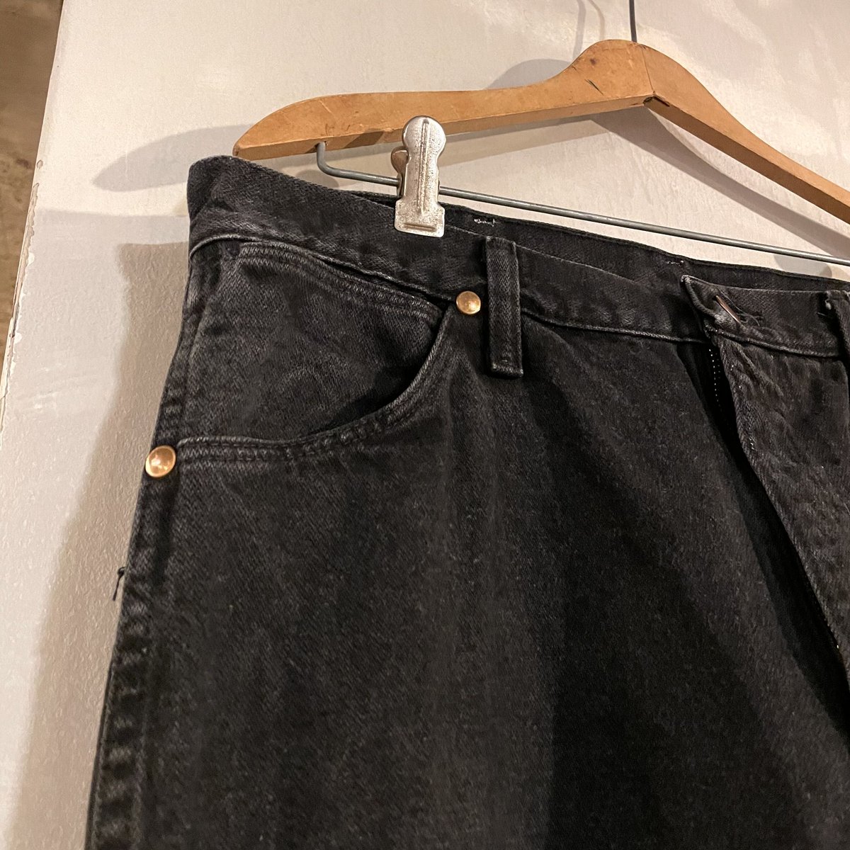 90s USA製 Wrangler 13MWZPG ブラック W31 後染め 90s Wrangler 13MWZWK 後染め ブラックデニムパンツ 34×33½ USA製