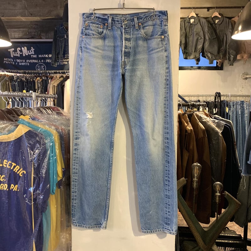 LEVIS リーバイス 501 アメリカ製 90年代 W30 刻印524 Levi's リーバイス 80S 501 USA 米国製 刻印524 83年製 赤耳
