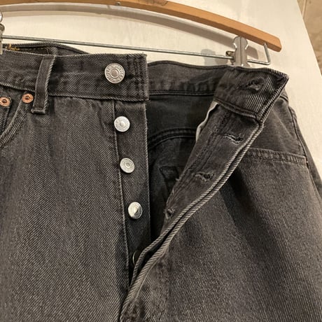 90s　Levi’s 501 0660　後染め ブラックデニム パンツ　32×33　USA製　1995年　(S3460)