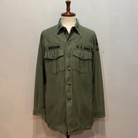 60s　US ARMY　ユーティリティシャツ　Size 16½位　シャツ袖　OG 107 COTTON SATEEN　ミリタリーシャツ　1966年　(S5359)