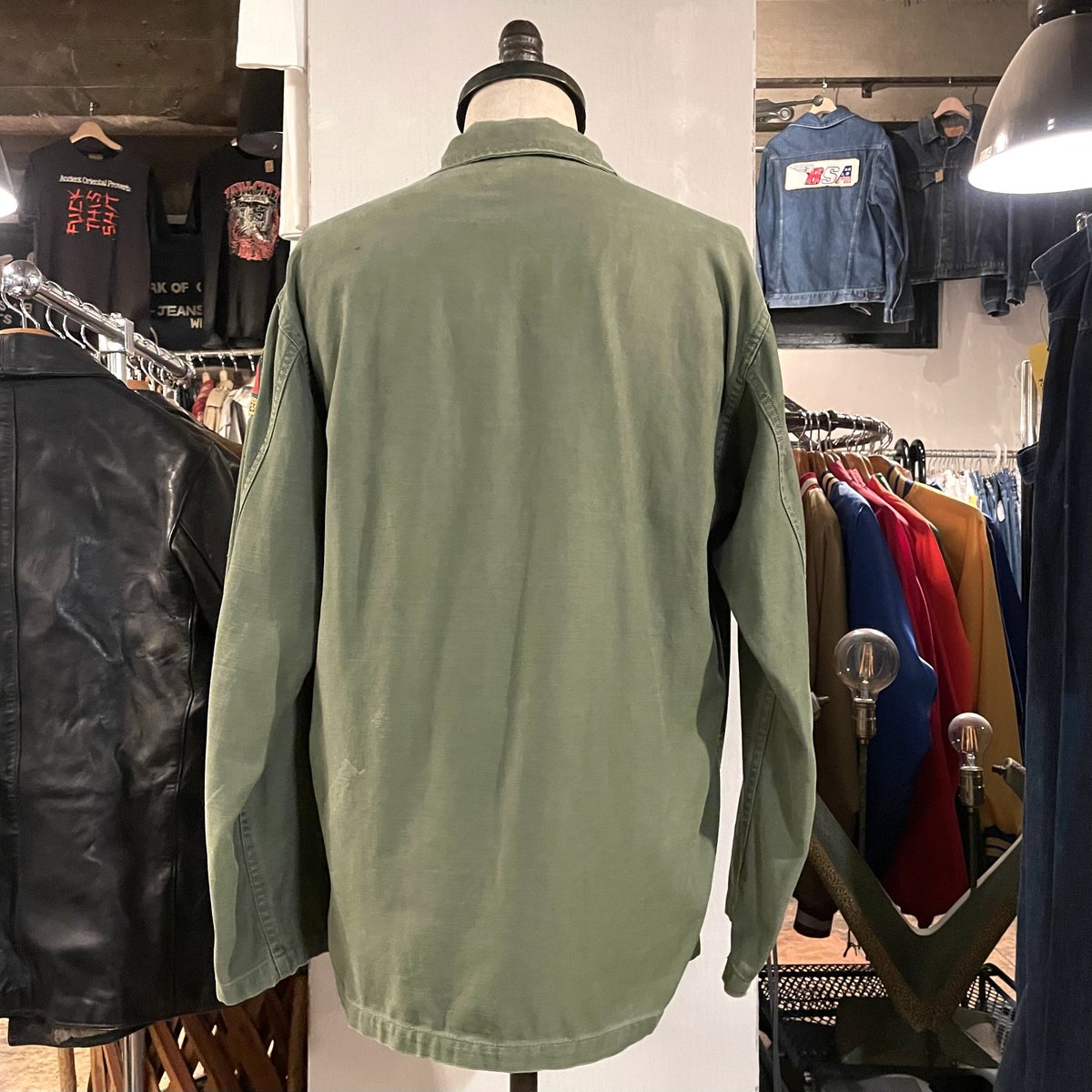US ARMYユーティリティ シャツ 1st 筒袖 50s US ARMY ユーティリティシャツ 筒袖 1st OG 107 COTTON SAT