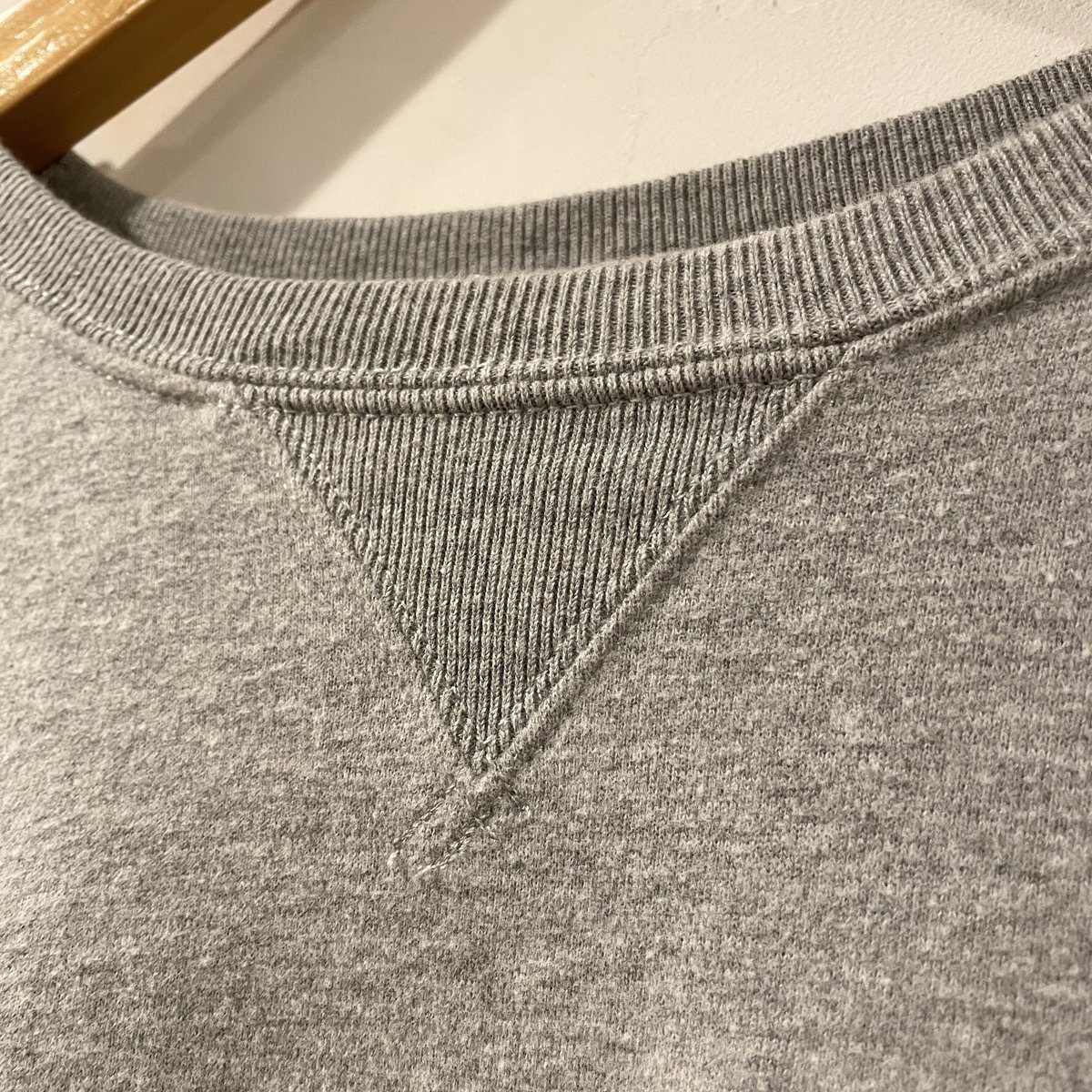 POLO RALPH LAUREN 前Vガゼット 無地 グレー リバースウィーブ POLO RALPH LAUREN 前Vガゼット 無地 グレー リバースウィーブ