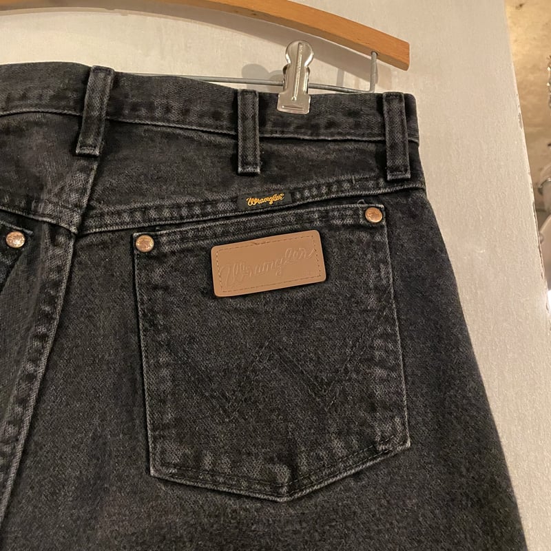 Wrangler 13MWZWK ブラックデニム パンツ 31×32 ラングラー