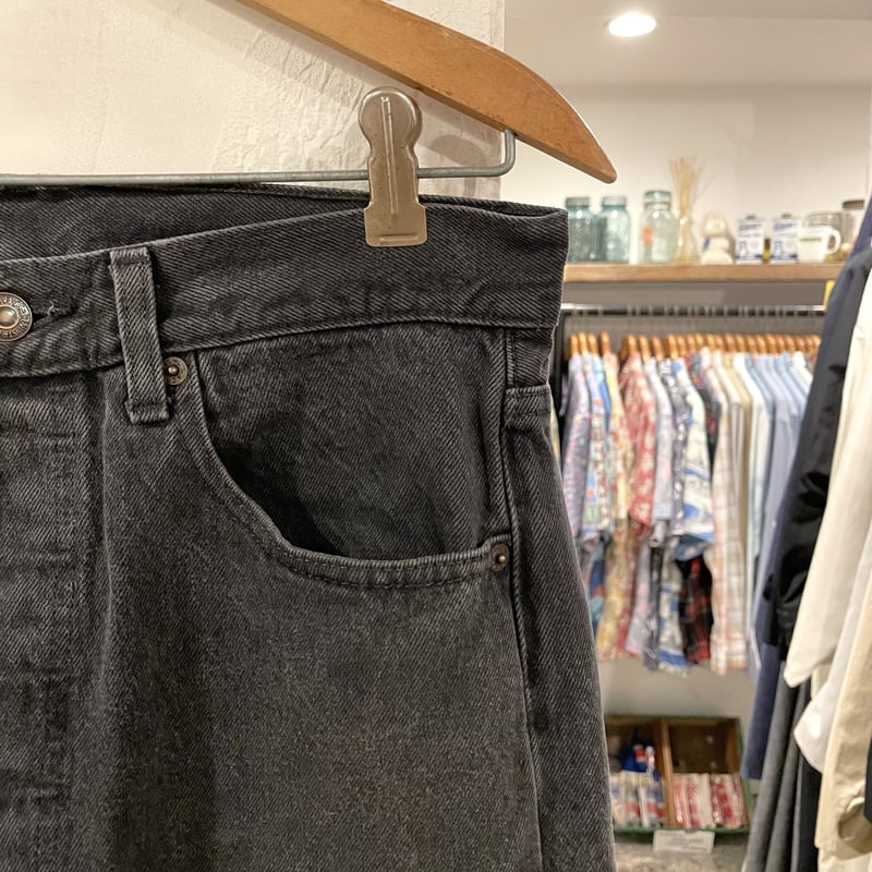 Levi's 501 90年代 後染めブラックデニム ボタン裏532 USA製 Levi's 501 90年代 後染めブラックデニム ボタン裏532 USA製