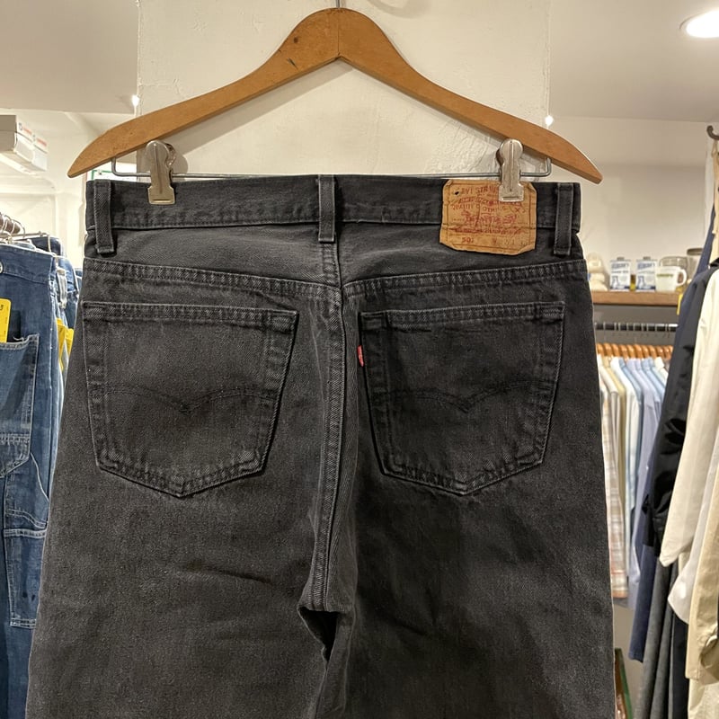 か*こ様 【90s】Levi's 501 後染め ブラック USA製 ボタン裏6 Levi's 501 90年代 後染めブラックデニム ボタン裏522 USA製