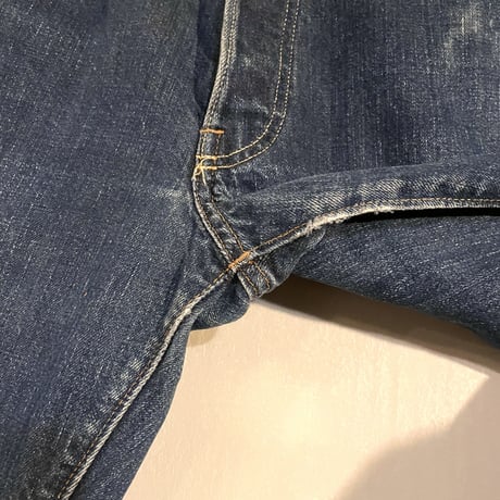 70s　Levi's 501　Big E　28×28　リーバイス　デニムパンツ　ボタン裏6　ヴィンテージデニム　赤耳　(S3085)
