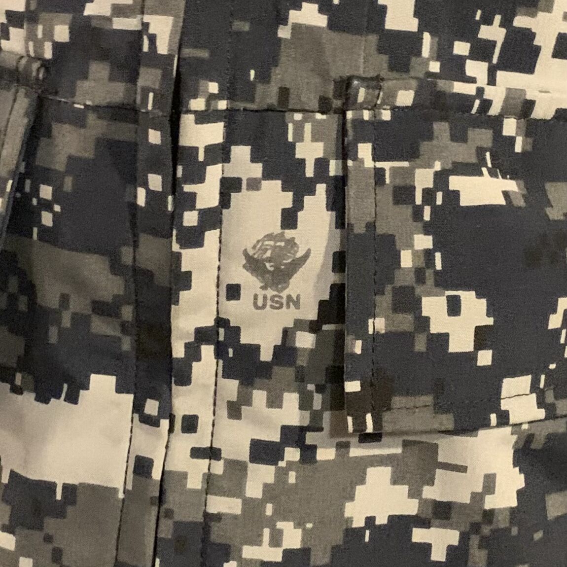 US NAVY GORE-TEX PARKA ゴアテックス パーカー デジカモ US NAVY GORE-TEX PARKA ゴアテックス パーカー デジカモ