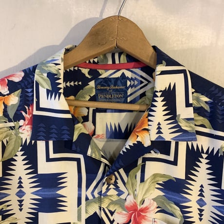 PENDLETON　Tommy Bahama　S/S ハワイアンシャツ　DEADSTOCK　ネイティブ柄　ボックスシルエット　ペンドルトン　(S2403)