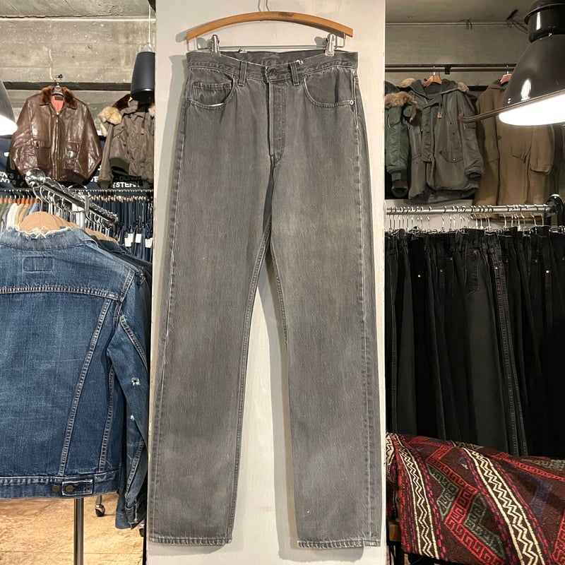 90s Levi's 501 先染め ブラックデニムパンツ 32×33 USA製 1990 90s Levi's 501 先染め ブラックデニムパンツ 32×33 USA製 1990