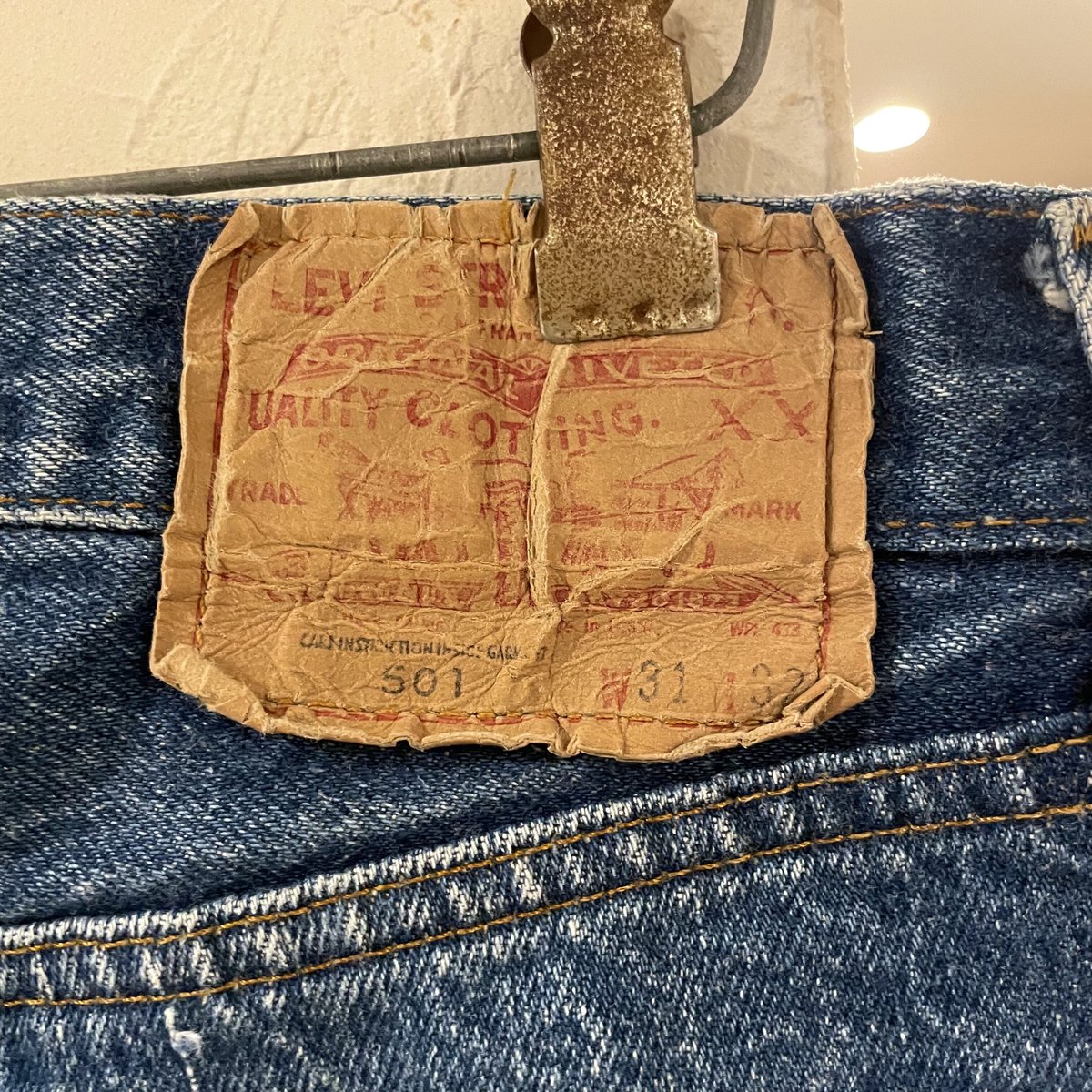 Levi's 501 80年代 リーバイス501 内股シングル 黒カンヌキ 脇割 裾 