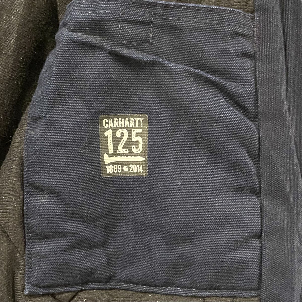 Carhartt アクティブジャケット 125周年モデル ダークネイビー Carhartt アクティブジャケット 125周年モデル ダークネイビー