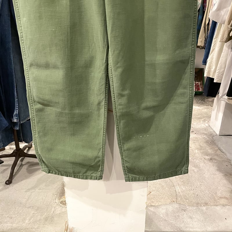US ARMY ベイカーパンツ OG-107パンツ 尿素ボタン アジャスター US ARMY ベイカーパンツ OG-107パンツ 尿素ボタン アジャスター