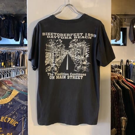 90s　ショートスリーブTシャツ　BIKETOBERFEST　バイクイベント　デイトナビーチ　1999年　黒T　半袖T　(S2346)