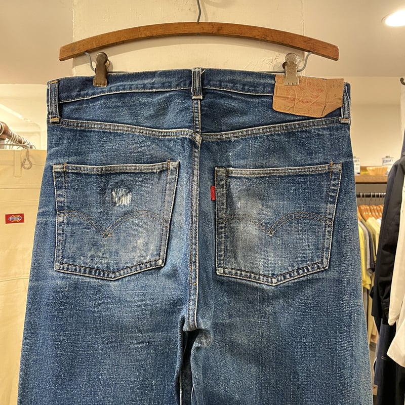 Levi's 501 66前期 ヴィンテージデニムパンツ ボタン裏6 バック Levi's 501 66前期 ヴィンテージデニムパンツ ボタン裏6 バック