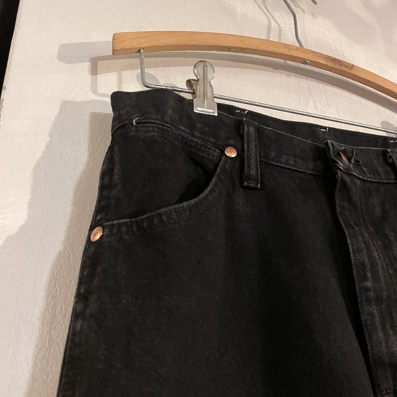 Wrangler 13MWZWK ブラックデニム パンツ 31×32 ラングラー (S3464