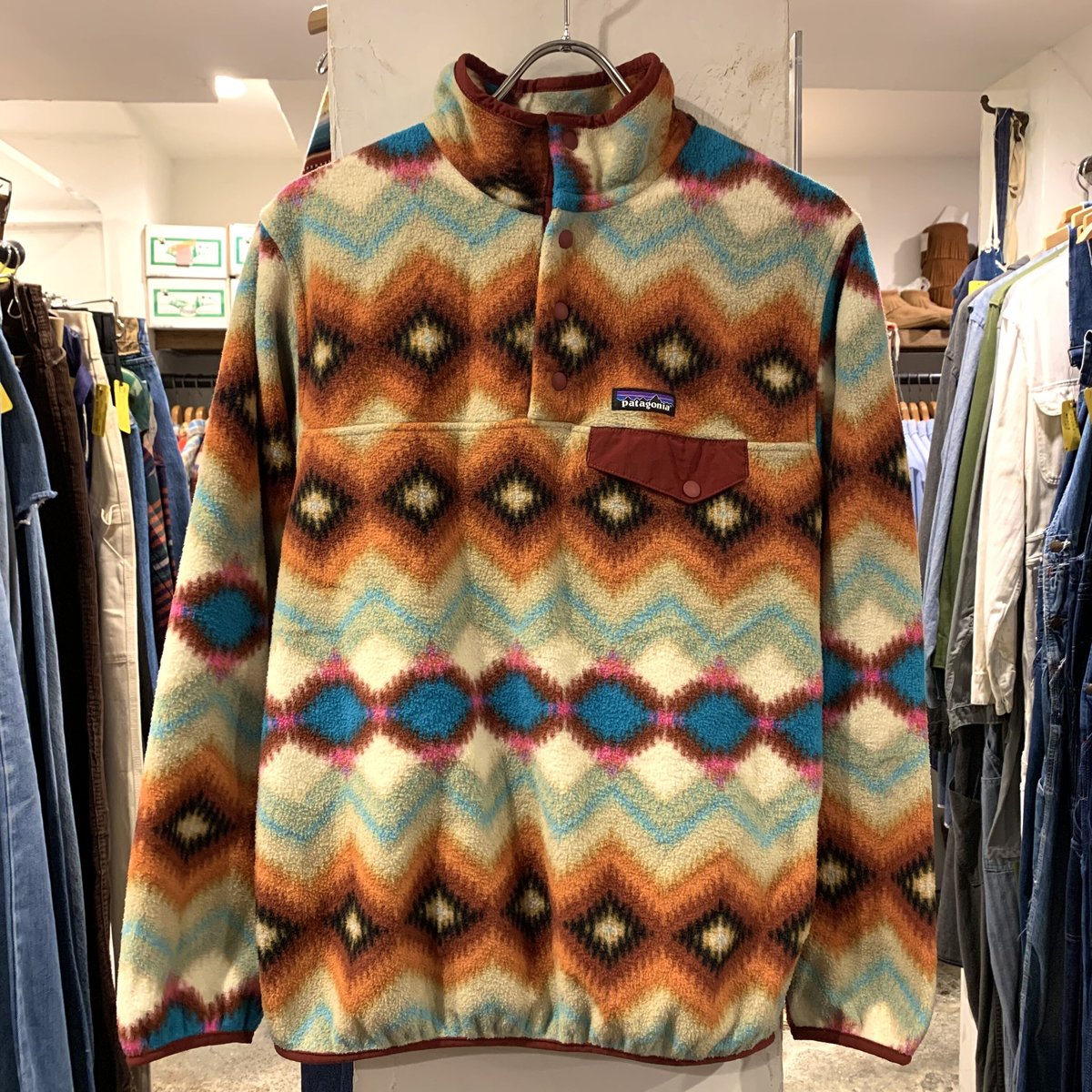 patagonia シンチラスナップT ネイティブ柄 パタゴニア 総柄 フリーズ 