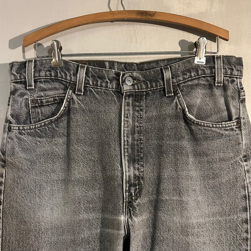 USA製 90s Levi's 505 先染め ブラック デニム パンツ 90's Levi's 505 先染めブラック デニムパンツ 表記(33x34) USA