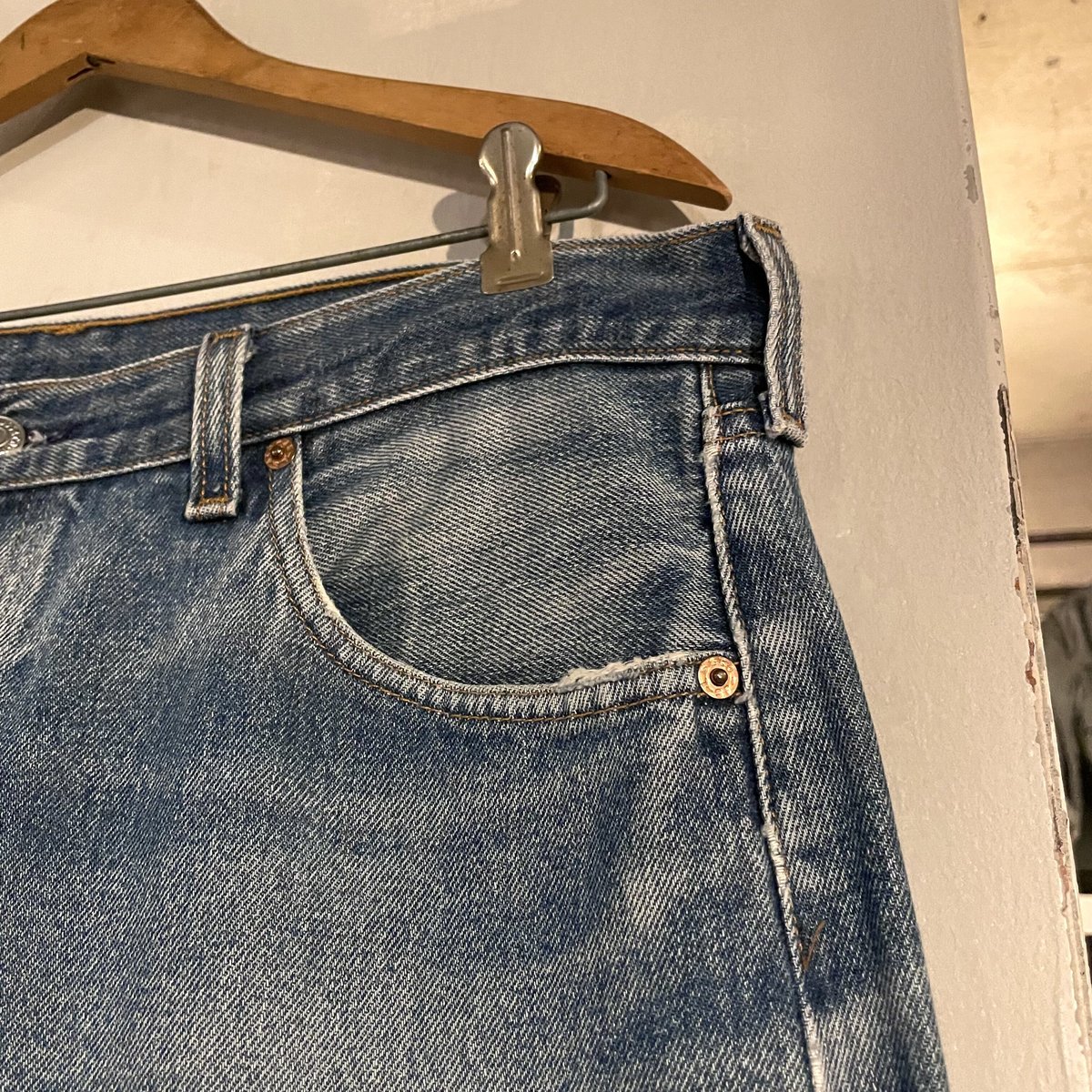 90s Levi's 501-0000 リーバイス デニムパンツ W35 L32 ボタン裏 90s Levi's 501-0000 リーバイス デニムパンツ W35 L32 ボタン裏